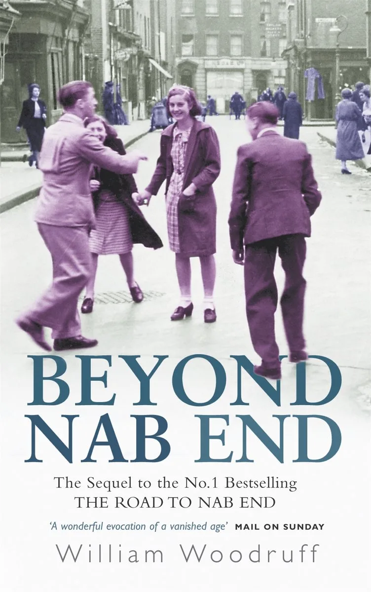 Beyond Nab End Autobiography von Abacus – Buchfoto