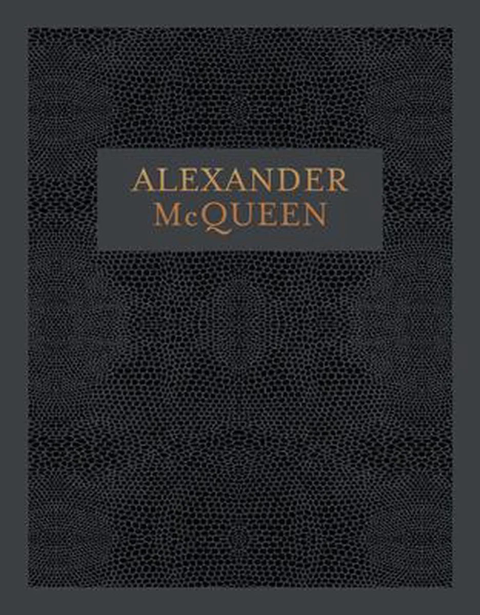 Alexander McQueen van Abrams – boekfoto