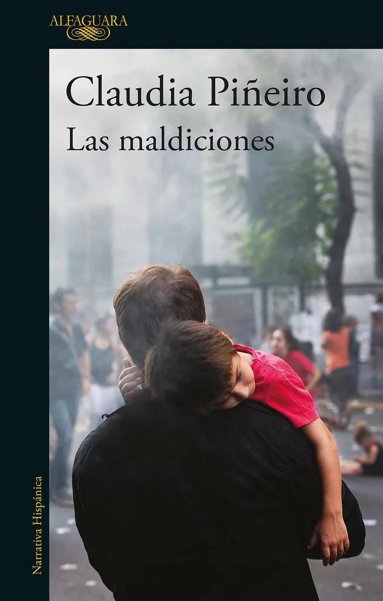 Las maldiciones / The curses von Alfaguara – Buchfoto