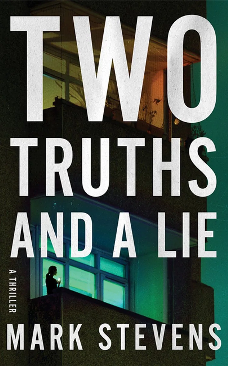Two Truths And A Lie från Amazon Publishing – bokbild