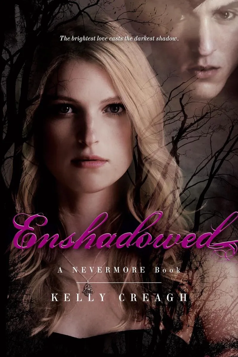 Enshadowed fra Atheneum – billede af bogen