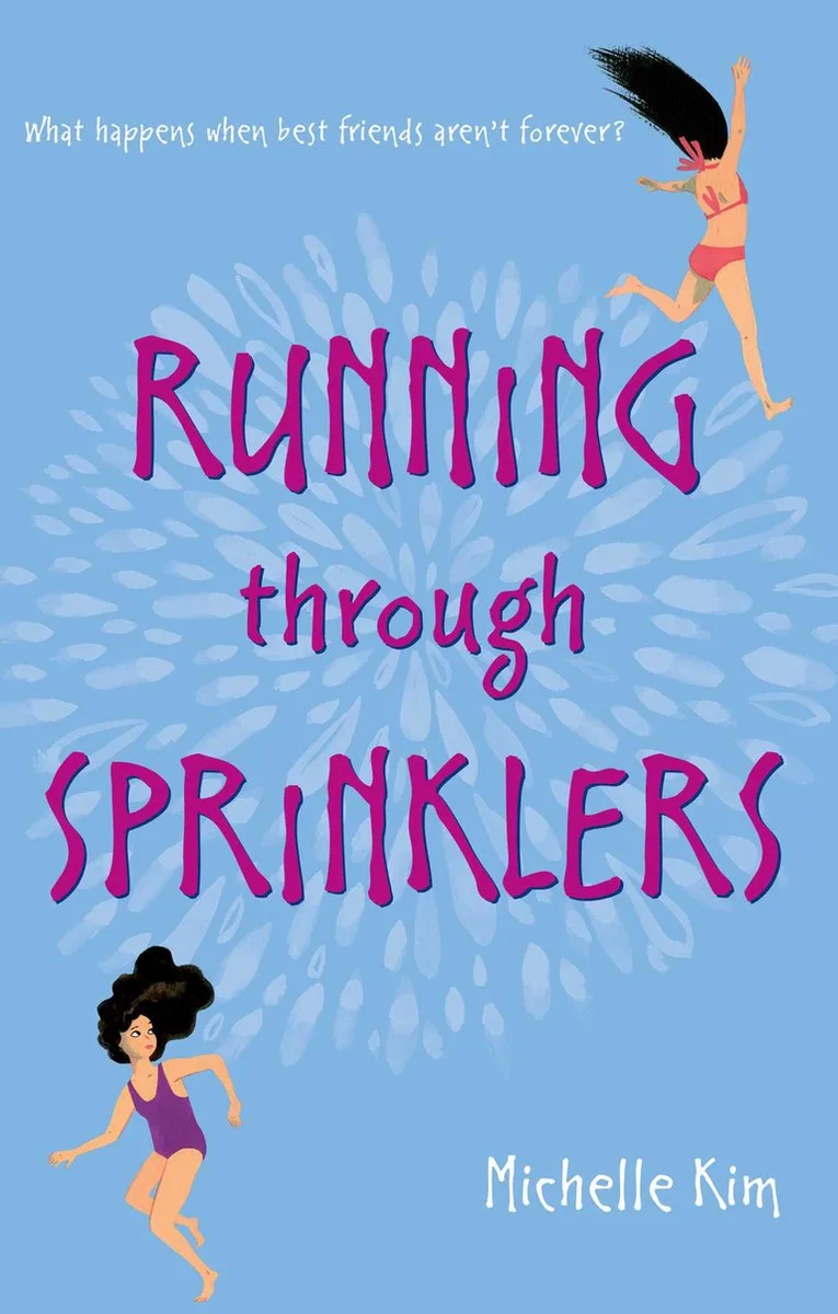 Running through Sprinklers von Atheneum – Buchfoto