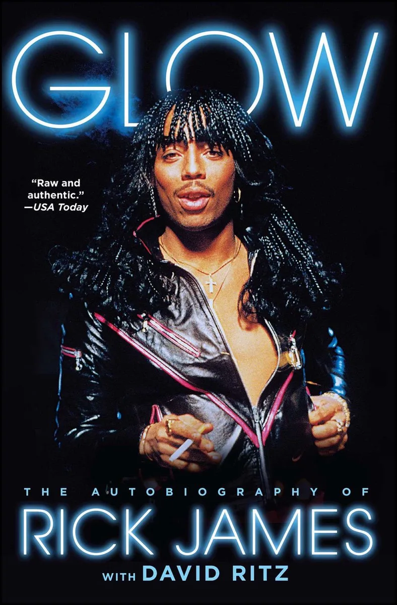 Glow von Atria Books – Buchfoto