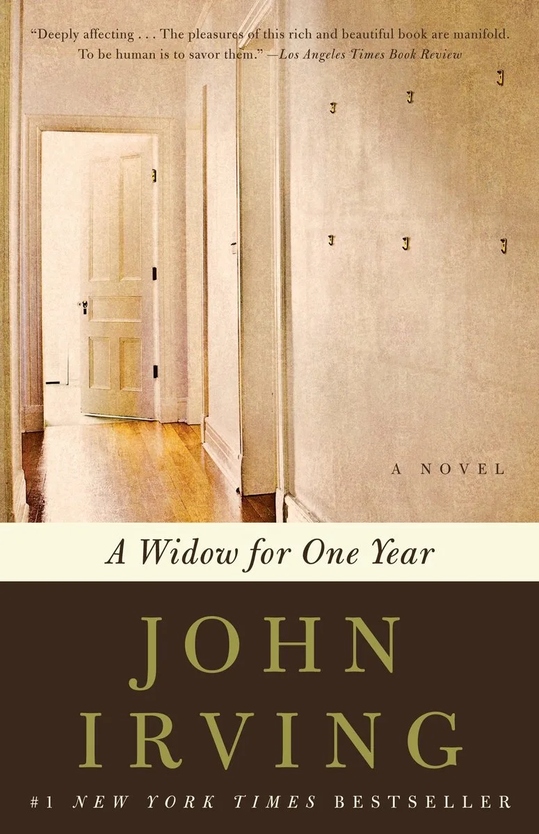 A Widow for One Year von Ballantine Books – Buchfoto