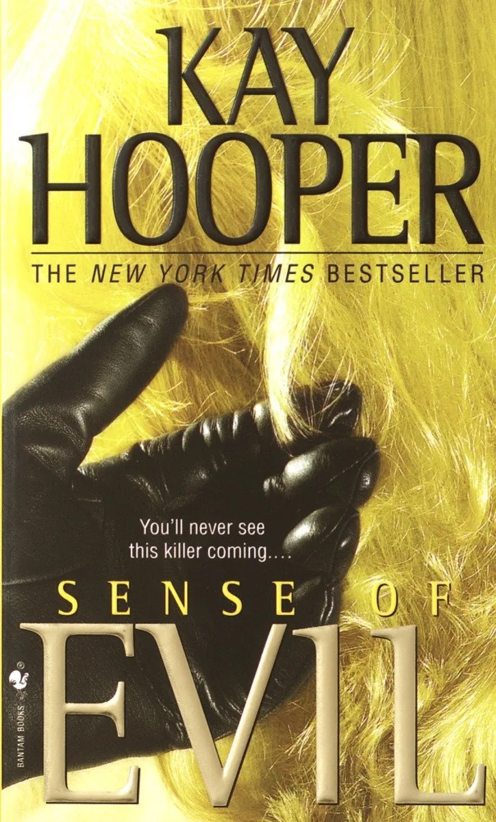 Sense of Evil von Bantam – Buchfoto