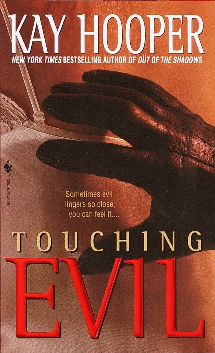 Touching Evil von Bantam – Buchfoto