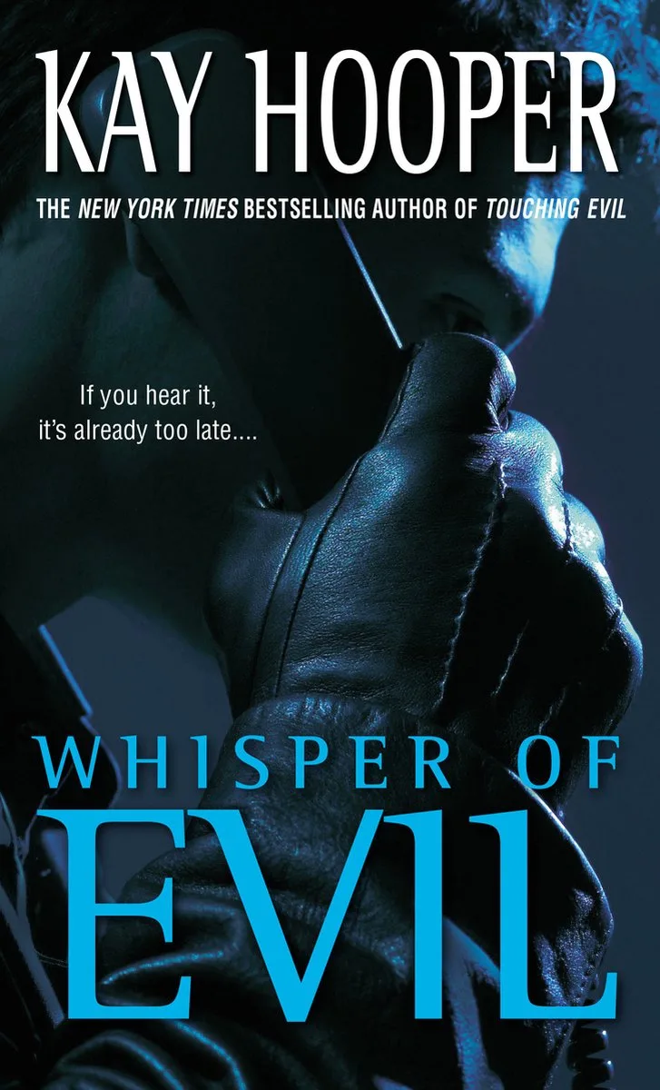 Whisper of Evil von Bantam – Buchfoto