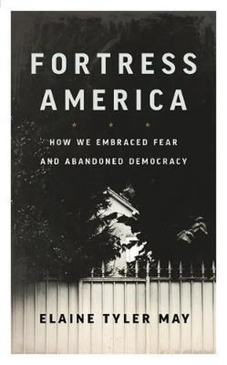 Fortress America von Basic Books – Buchfoto