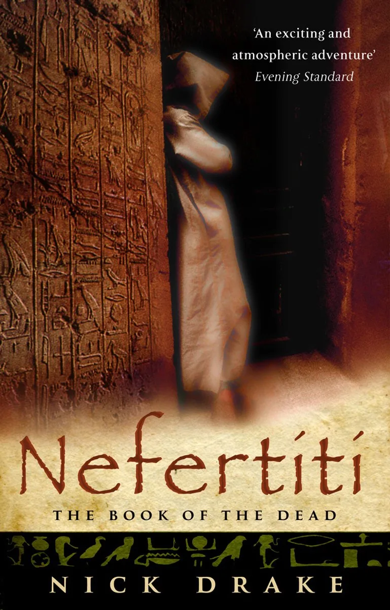 Nefertiti von Black Swan – Buchfoto