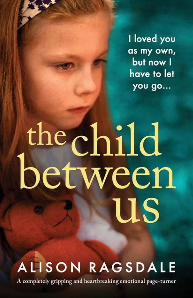 The Child Between Us von Bookouture – Buchfoto