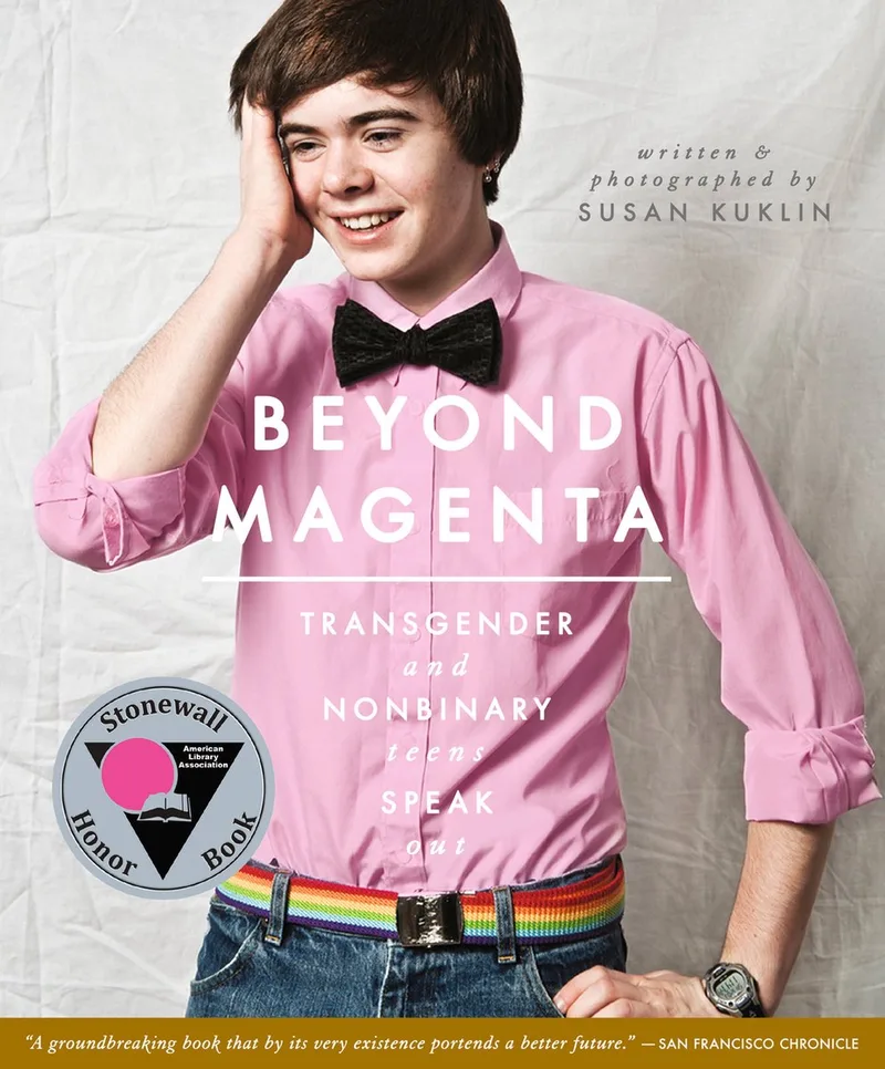 Beyond Magenta fra Candlewick Press – billede af bogen