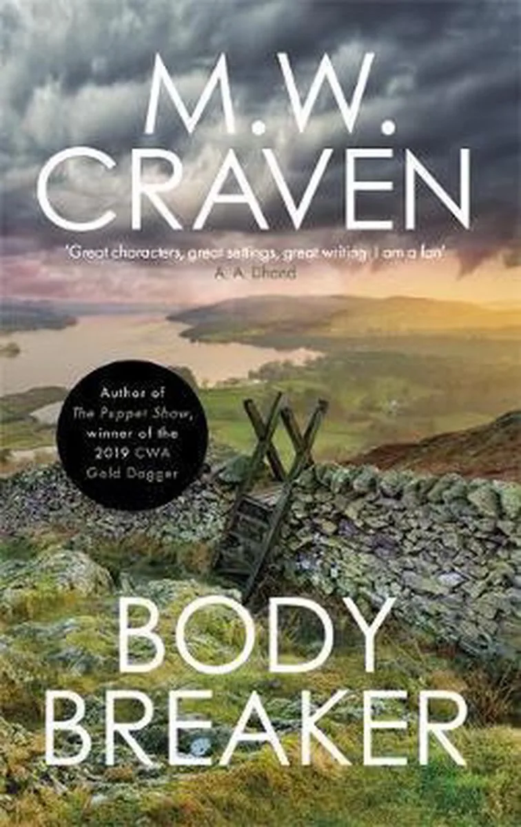Body Breaker Avison Fluke von Constable – Buchfoto