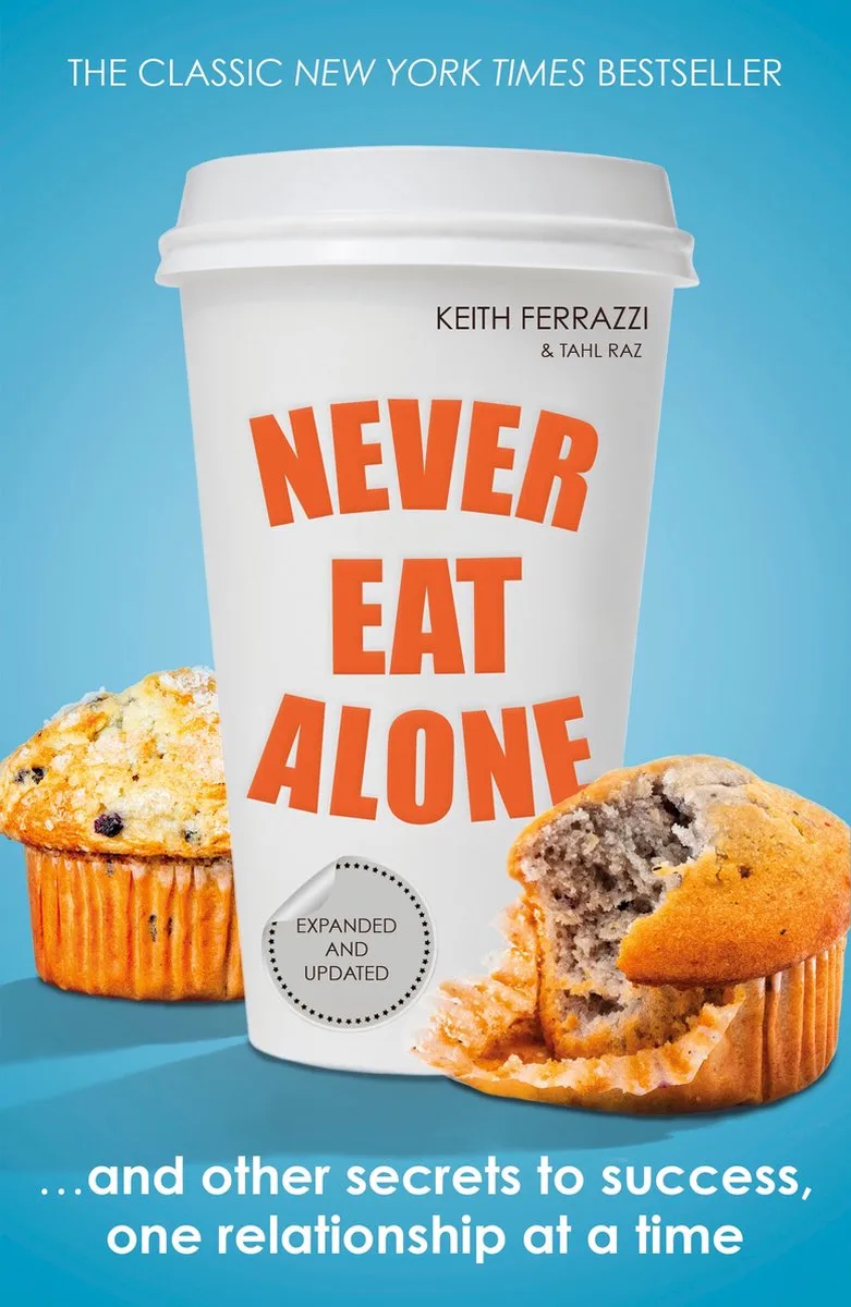 Never Eat Alone von Crown – Buchfoto