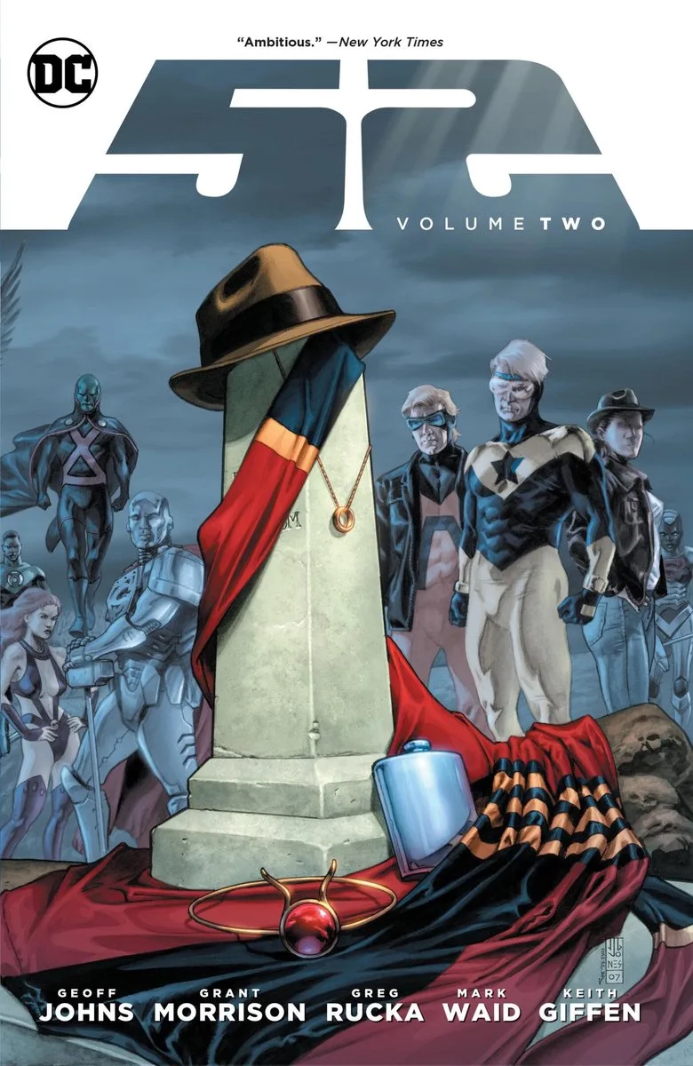 52 Volume Two (new Edition) från DC Comics – bokbild