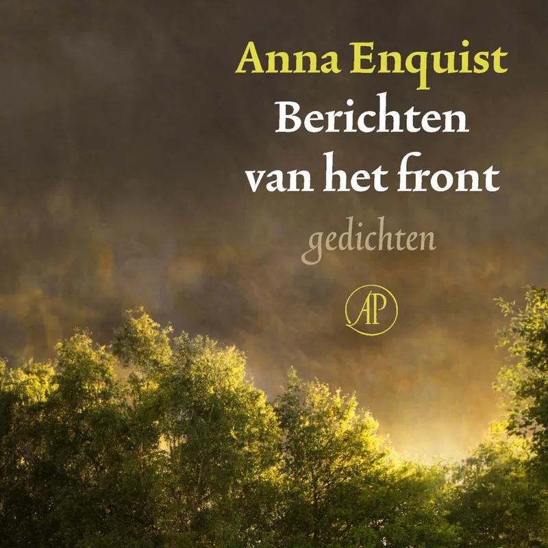 Berichten van het front von De Arbeiderspers – Buchfoto