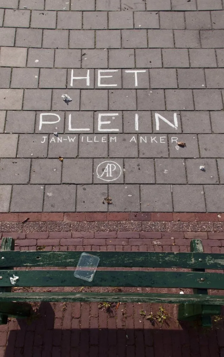 Het plein von De Arbeiderspers – Buchfoto