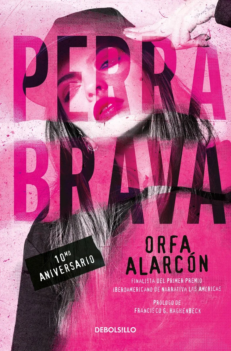 Perra Brava / Feisty Bitch von Debolsillo – Buchfoto