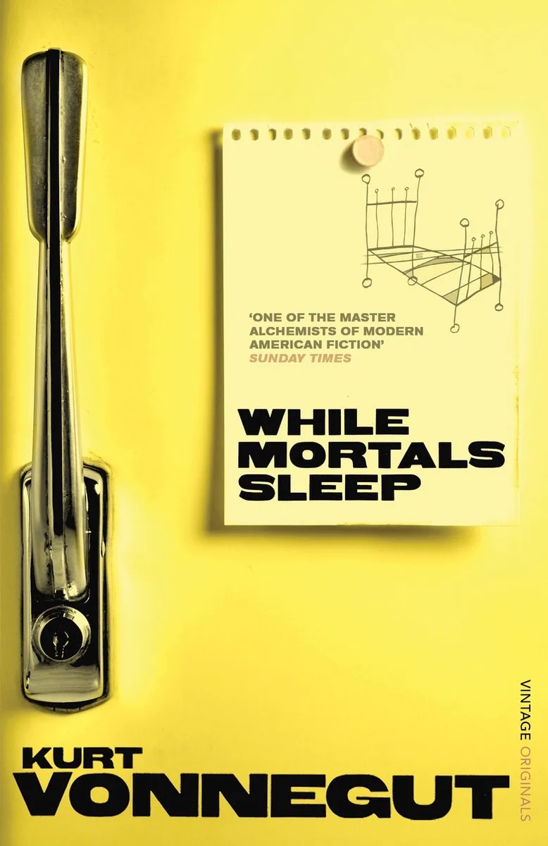 While Mortals Sleep von Dial Books – Buchfoto