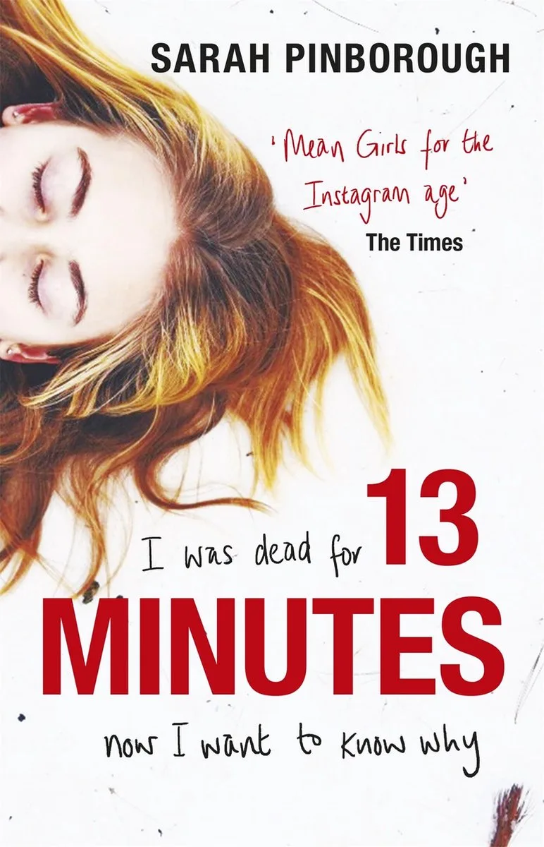 13 Minutes von Flatiron Books – Buchfoto
