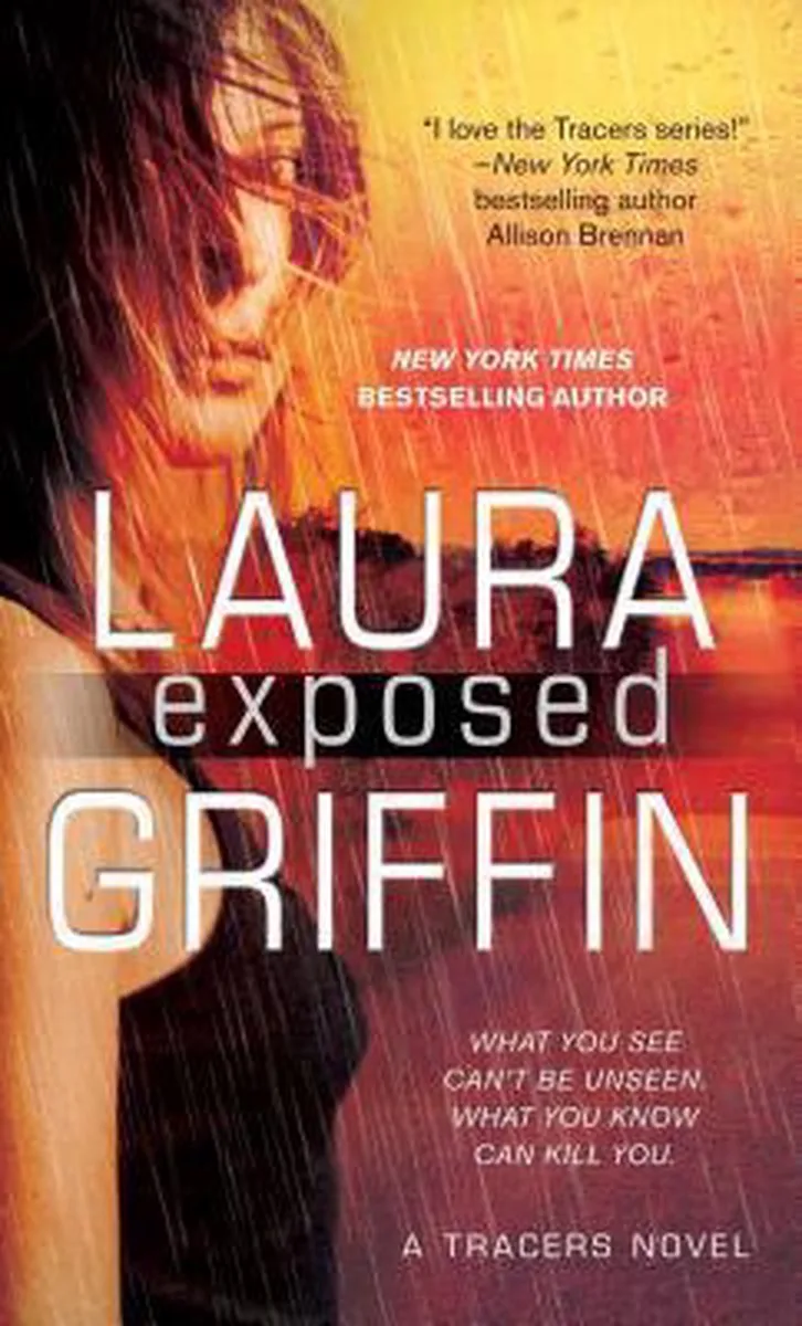 Exposed von Gallery Books – Buchfoto