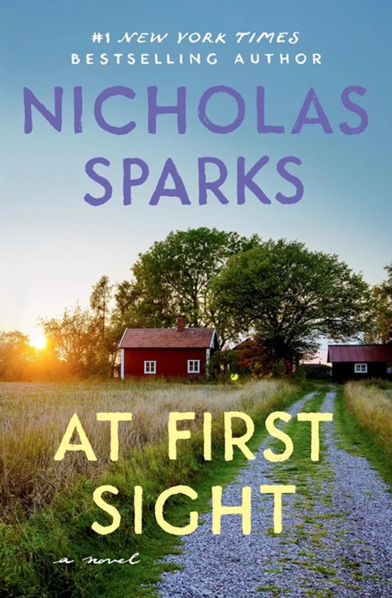 At First Sight von Grand Central Publishing – Buchfoto