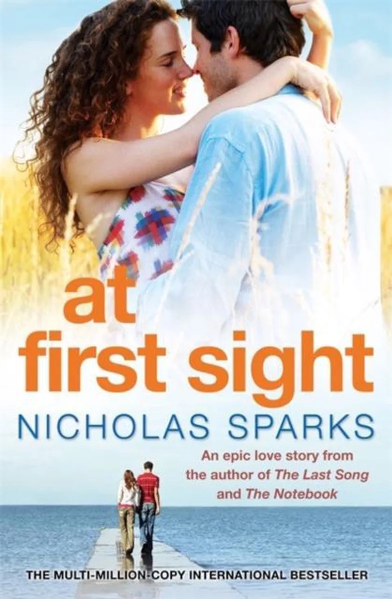 At First Sight von Grand Central Publishing – Buchfoto