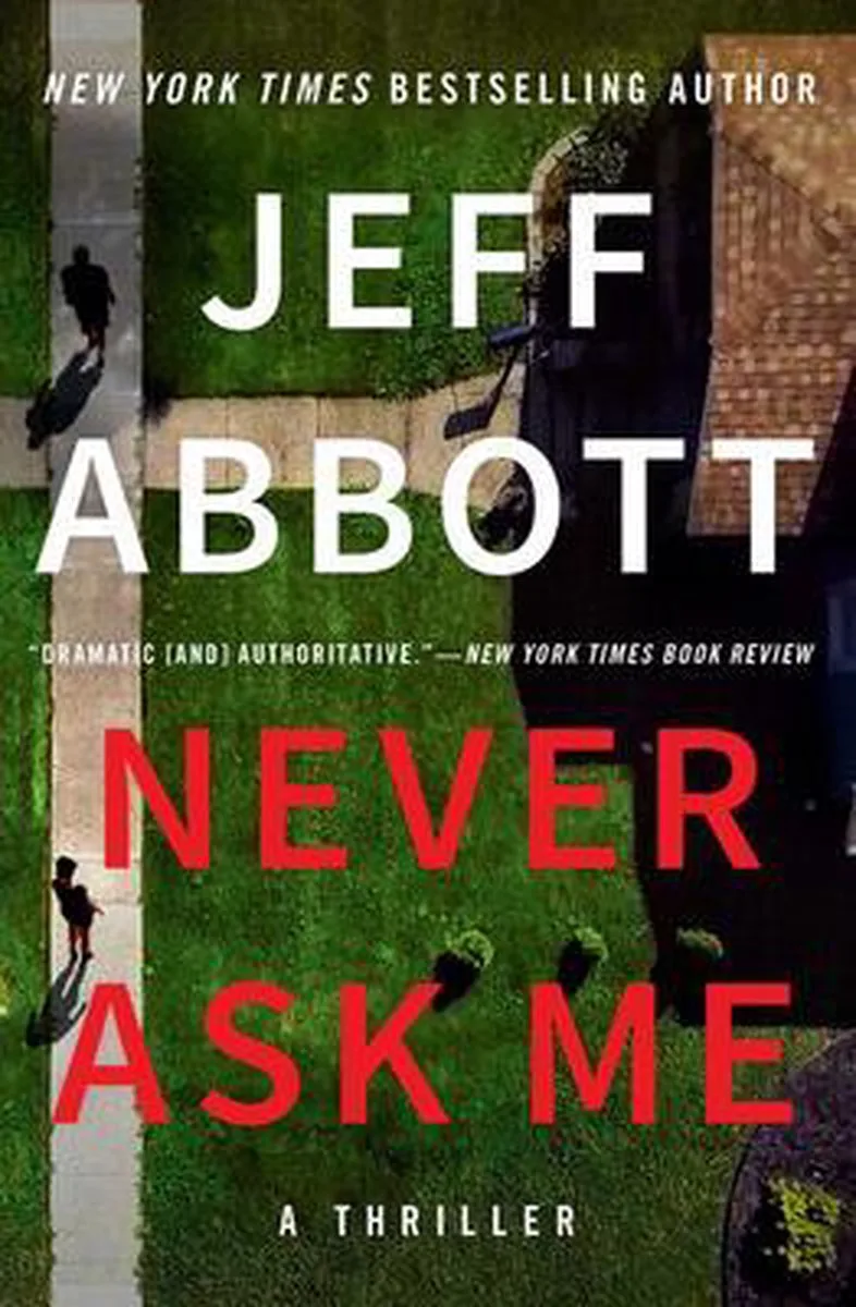 Never Ask Me von Grand Central Publishing – Buchfoto