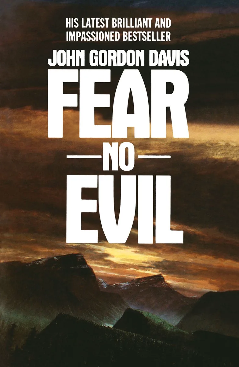 Fear No Evil von HarperCollins – Buchfoto