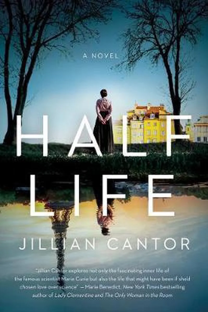 Half Life A Novel von HarperCollins – Buchfoto