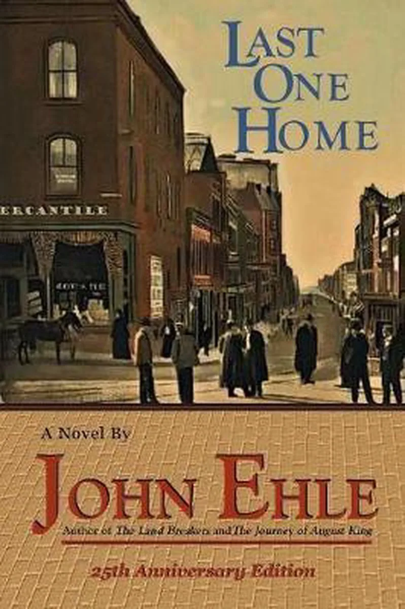Last One Home von HarperCollins – Buchfoto
