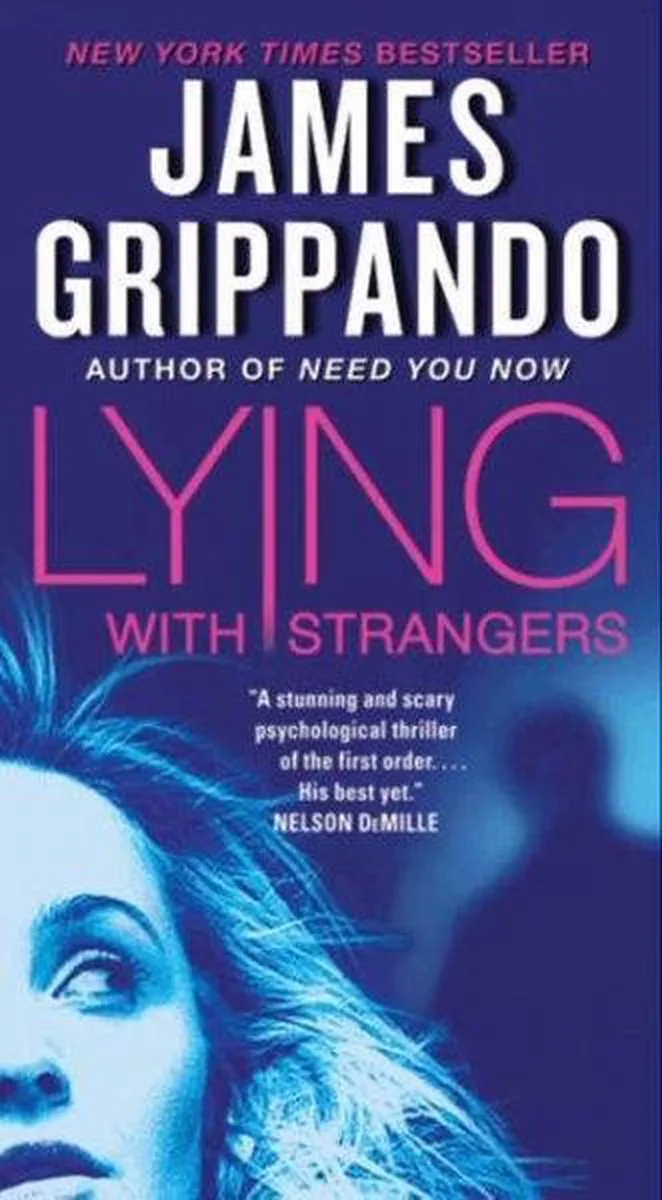 Lying with Strangers van HarperCollins – boekfoto