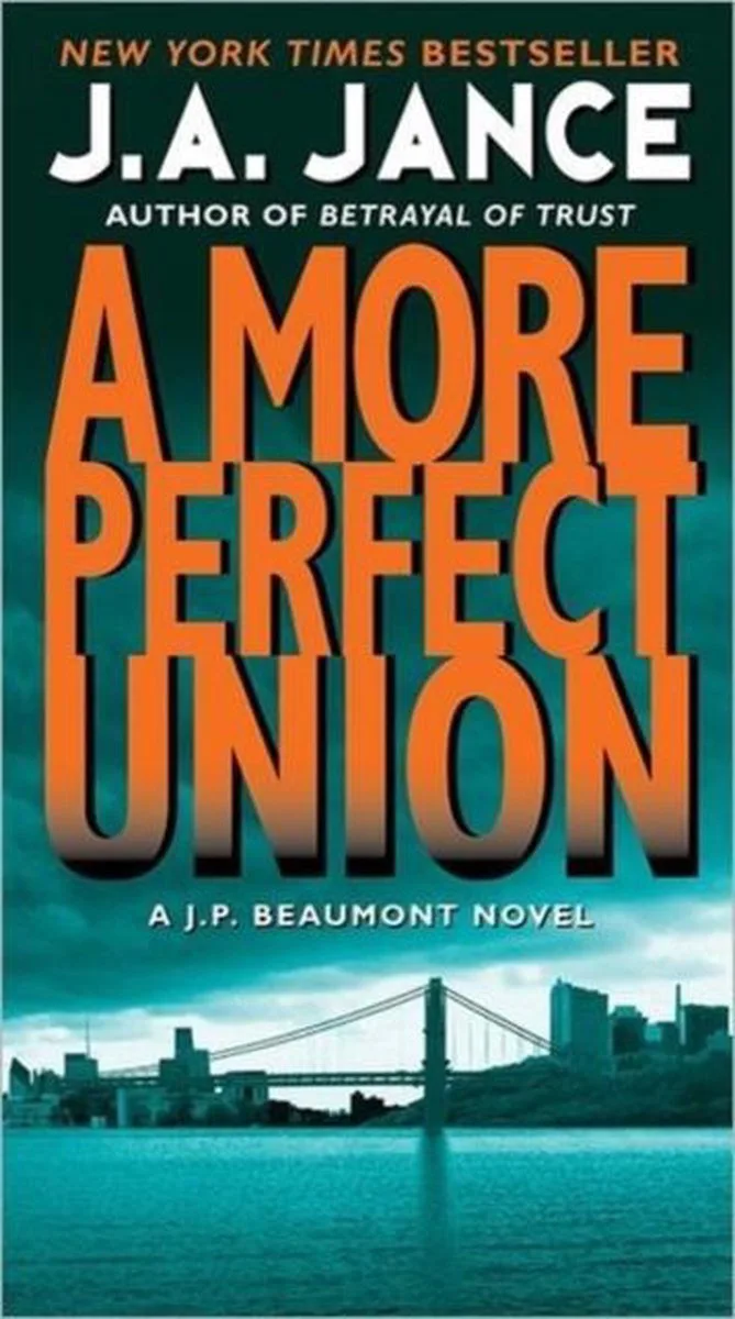 More Perfect Union fra HarperCollins – billede af bogen