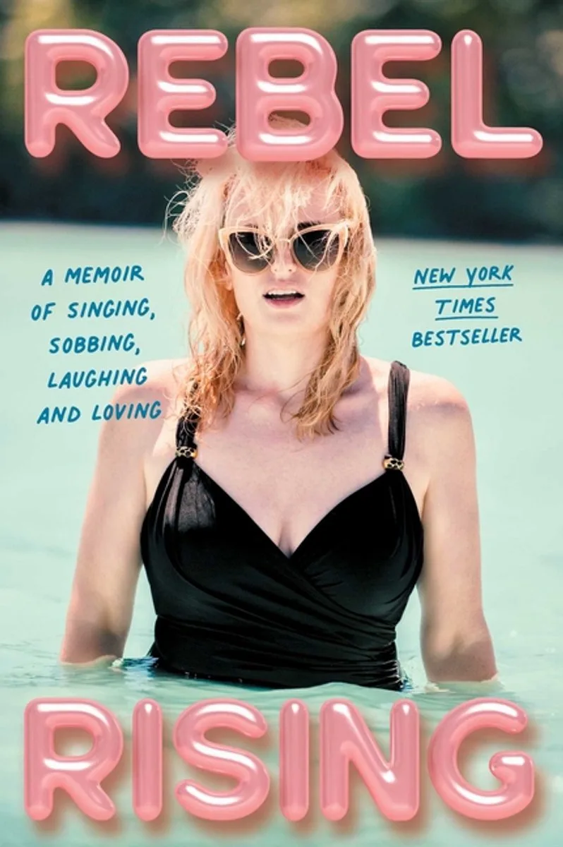 Rebel Rising von HarperCollins – Buchfoto