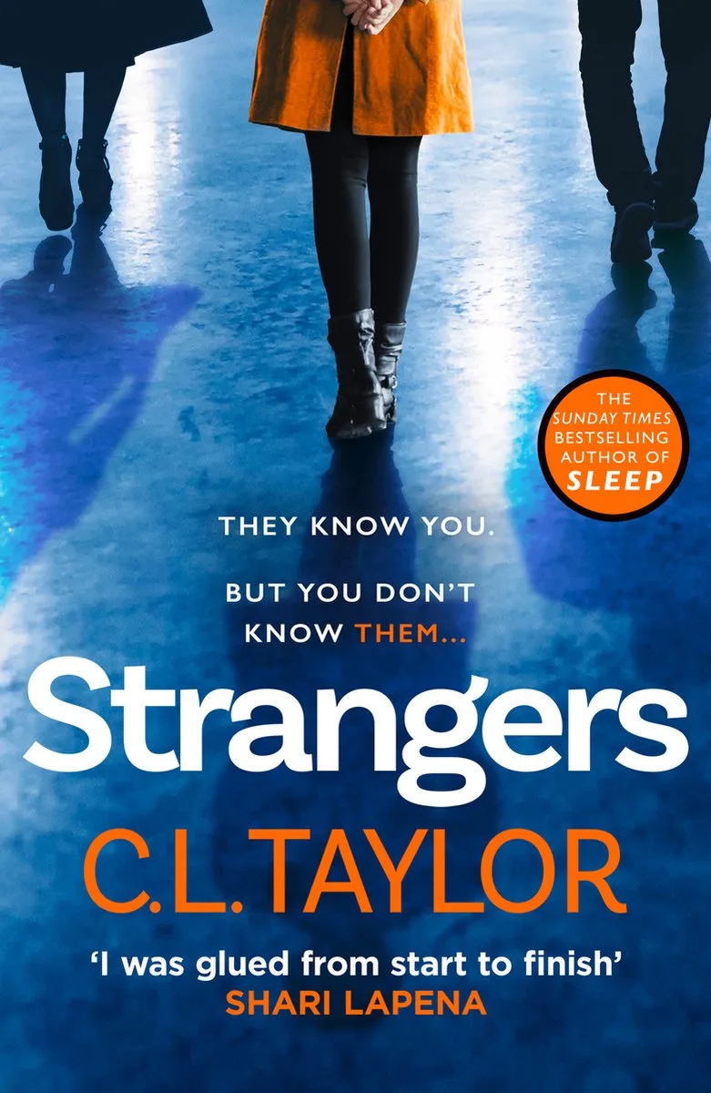 Strangers fra HarperCollins – billede af bogen