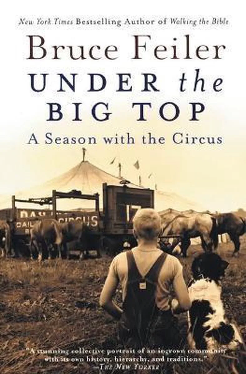 Under The Big Top von HarperCollins – Buchfoto