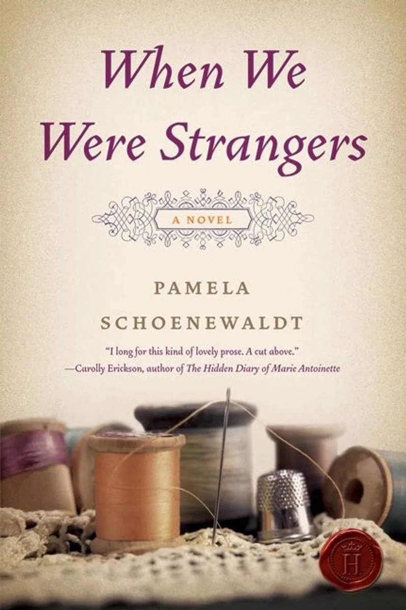 When We Were Strangers von HarperCollins – Buchfoto
