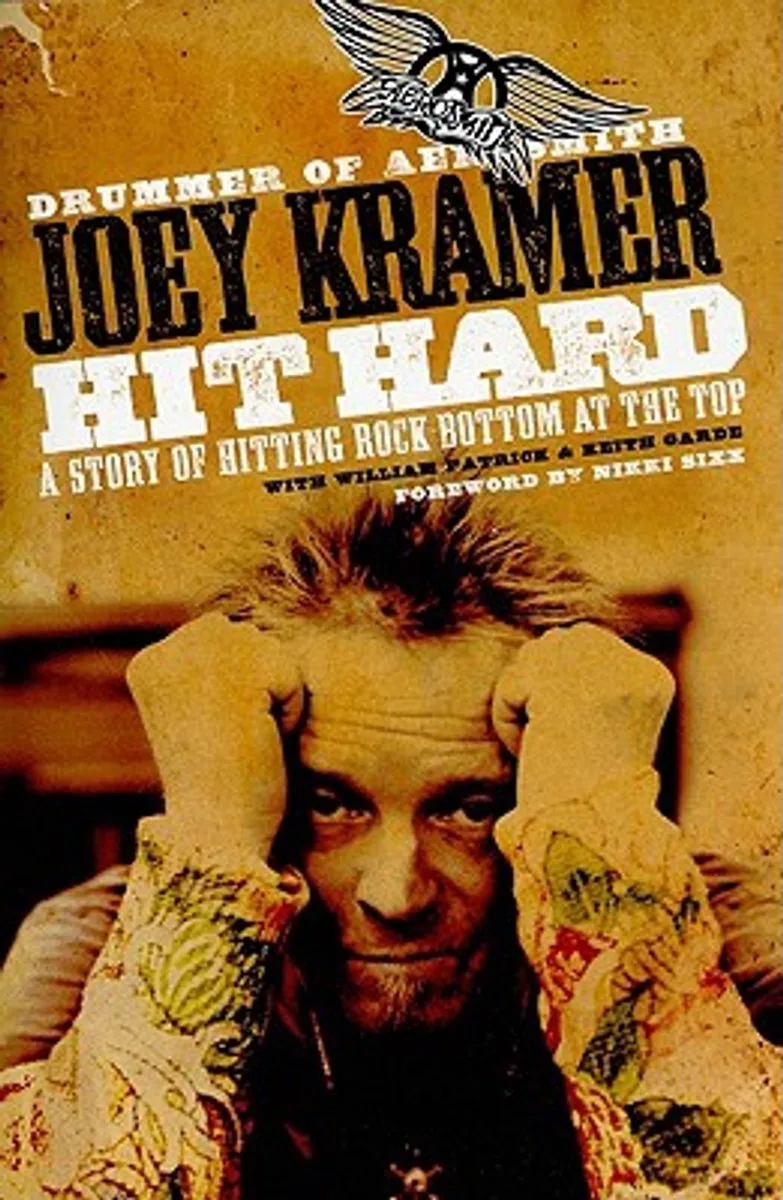 Hit Hard fra HarperOne – billede af bogen