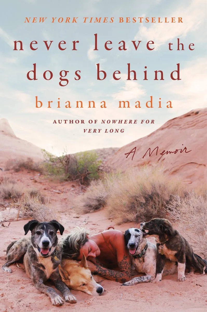 Never Leave the Dogs Behind de HarperOne – photo du livre