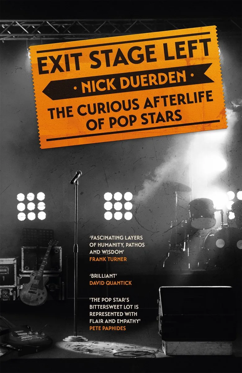 Exit Stage Left van Headline – boekfoto