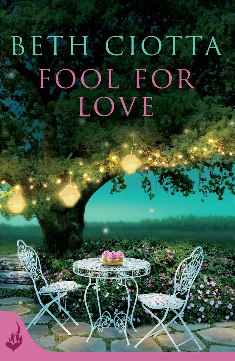 Fool For Love: Cupcake Lovers von Headline – Buchfoto