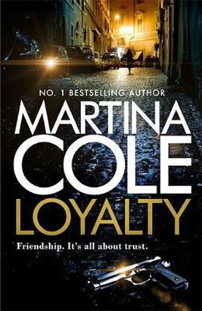 Loyalty fra Headline – billede af bogen