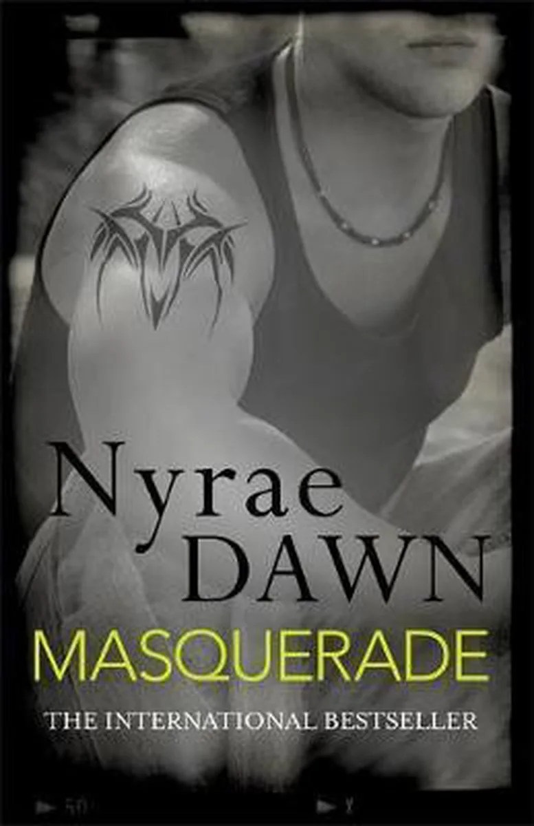 Masquerade van Headline – boekfoto