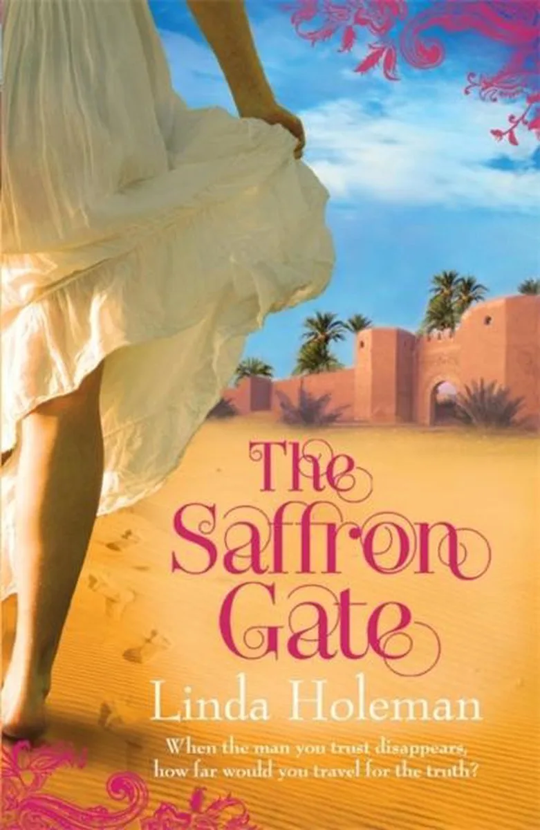 Saffron Gate fra Headline – billede af bogen