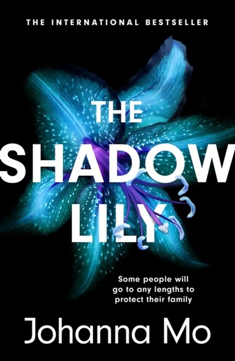 The Shadow Lily von Headline – Buchfoto