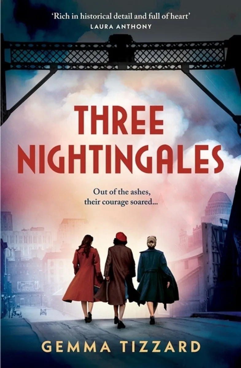 Three Nightingales von Headline – Buchfoto