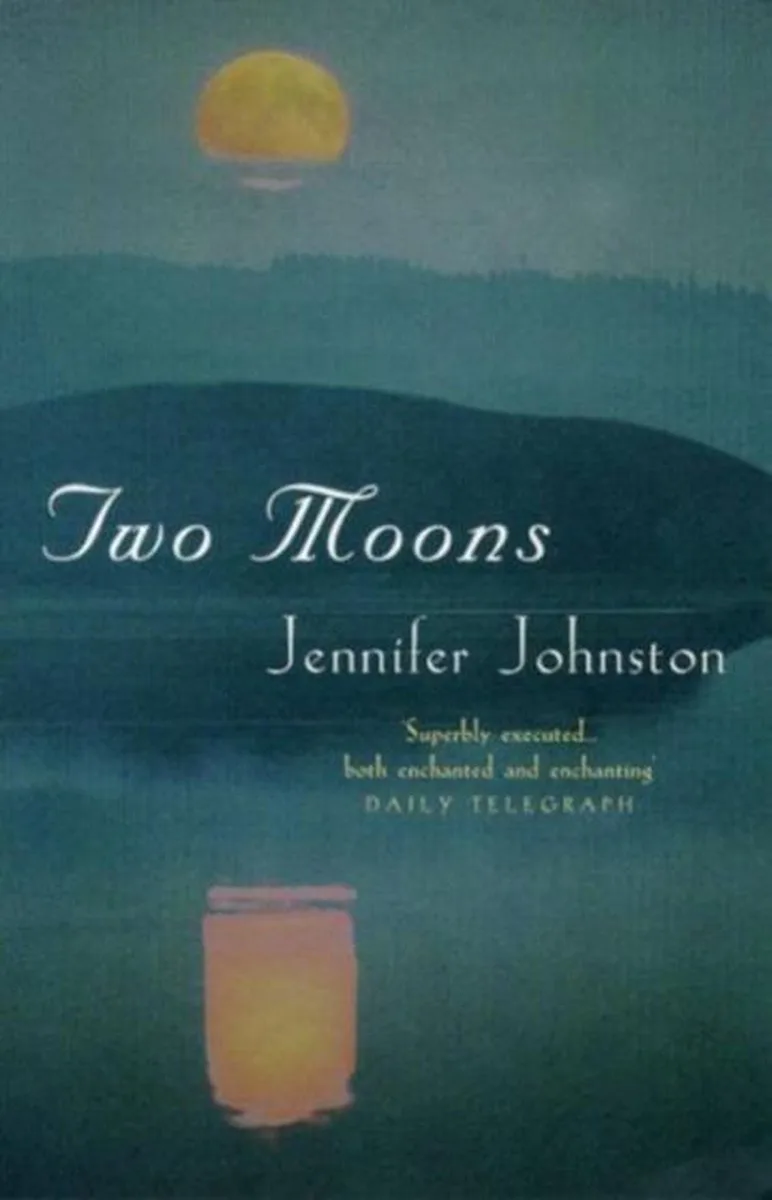 Two Moons de Headline – photo du livre