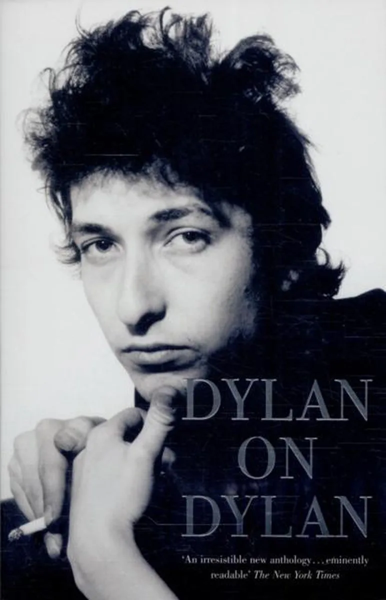 Dylan on Dylan fra Hodder & Stoughton – billede af bogen