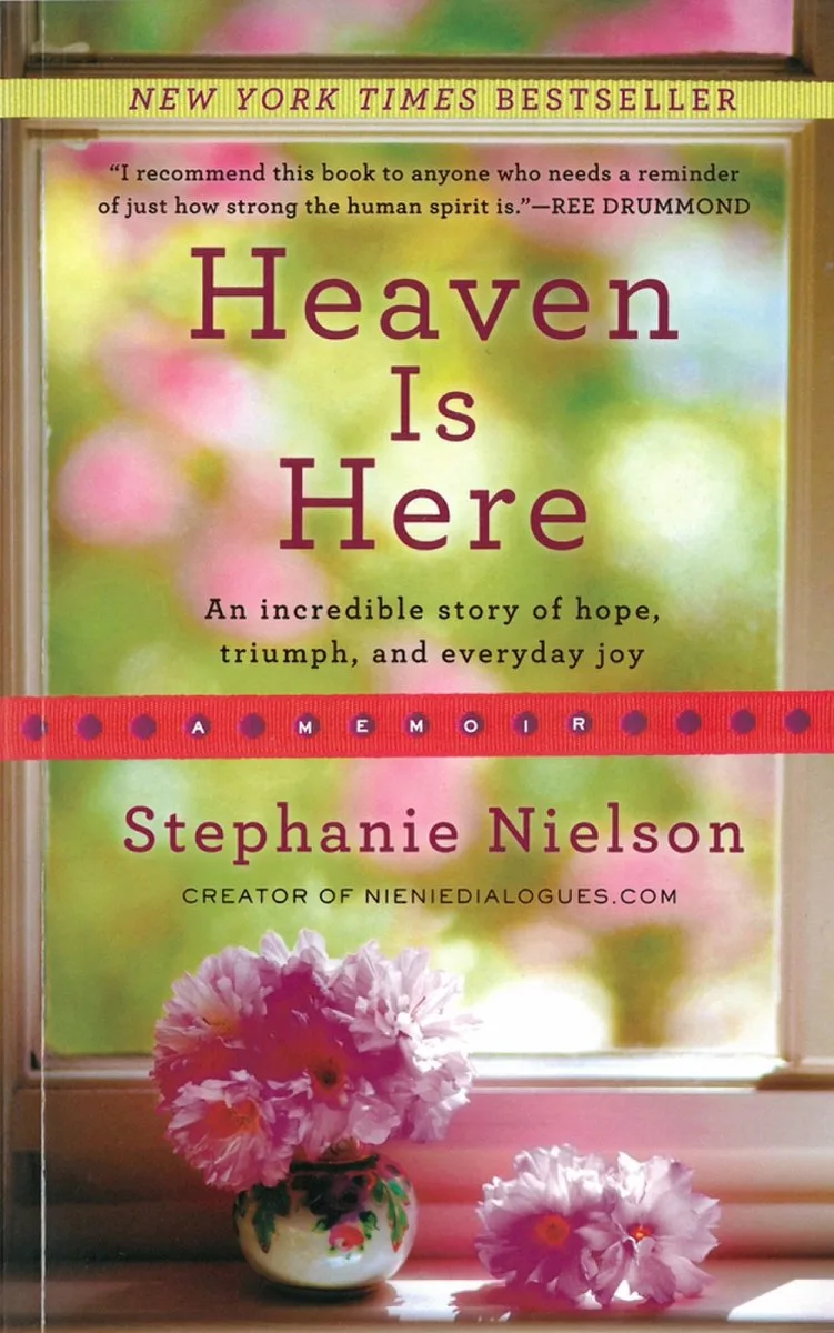 Heaven Is Here van Hyperion – boekfoto