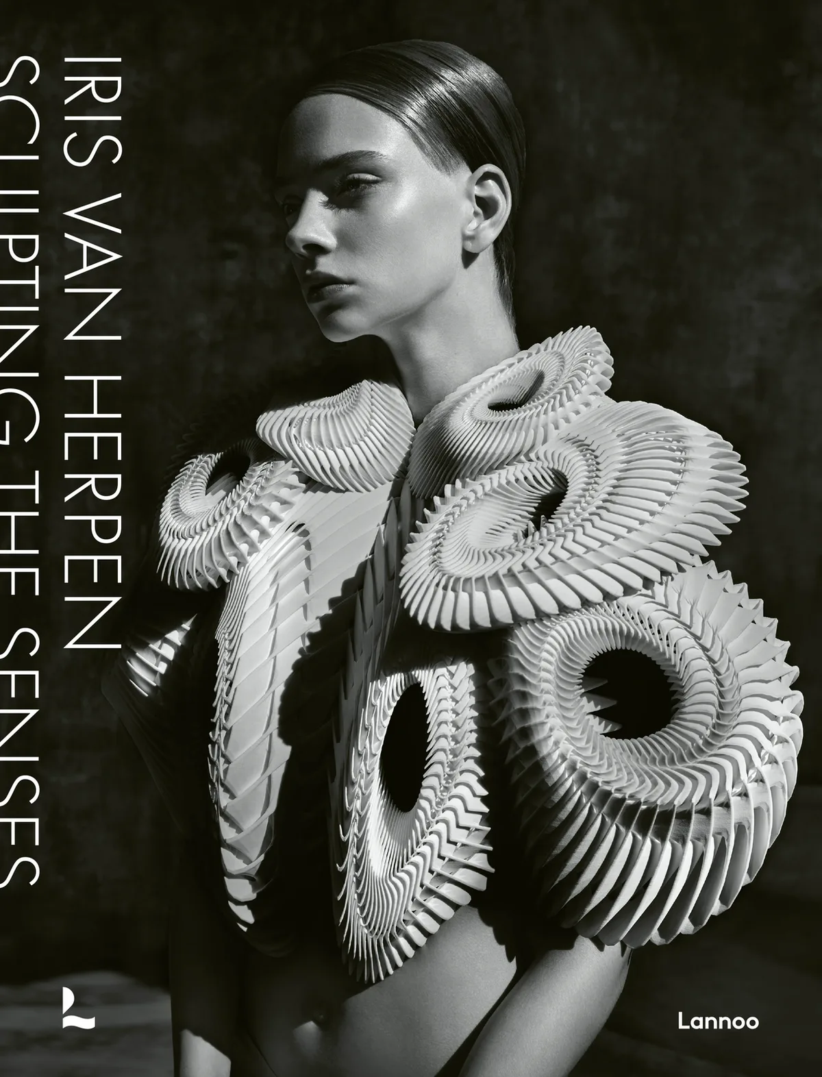 Iris van Herpen by Lannoo – book photo