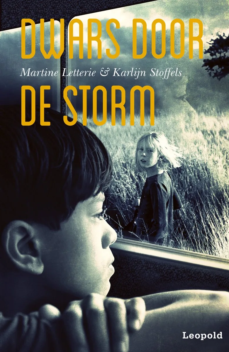 Dwars door de storm von Leopold – Buchfoto